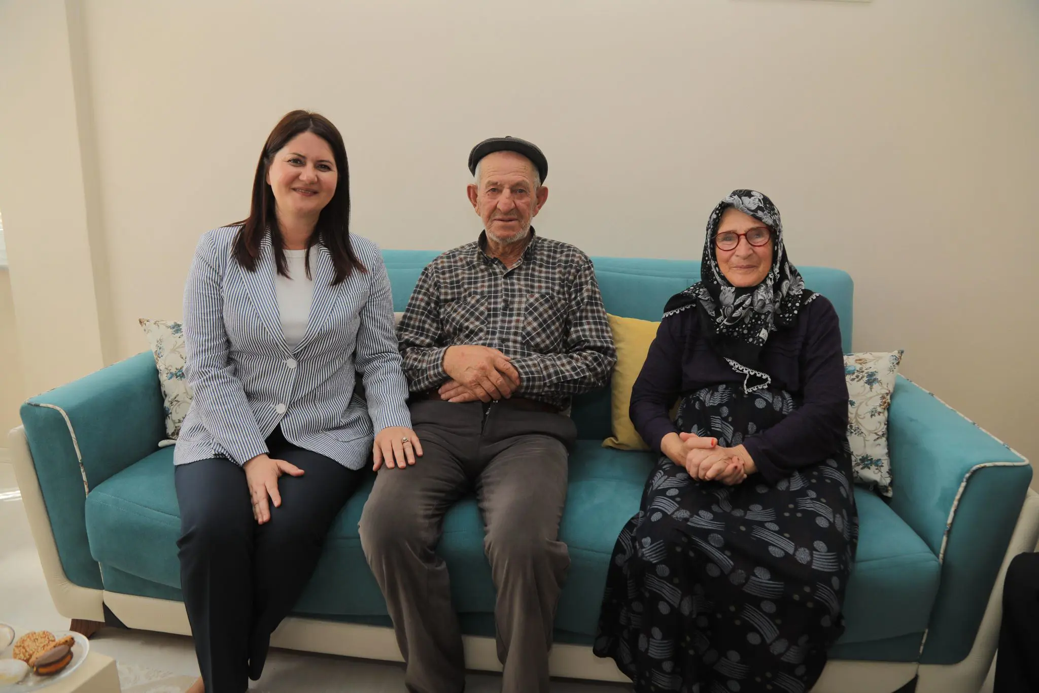ANNELER GÜNÜ’NDE EDİRNE’NİN DÖRT BİR YANINDA VEFA VE DAYANIŞMA galeri görseli